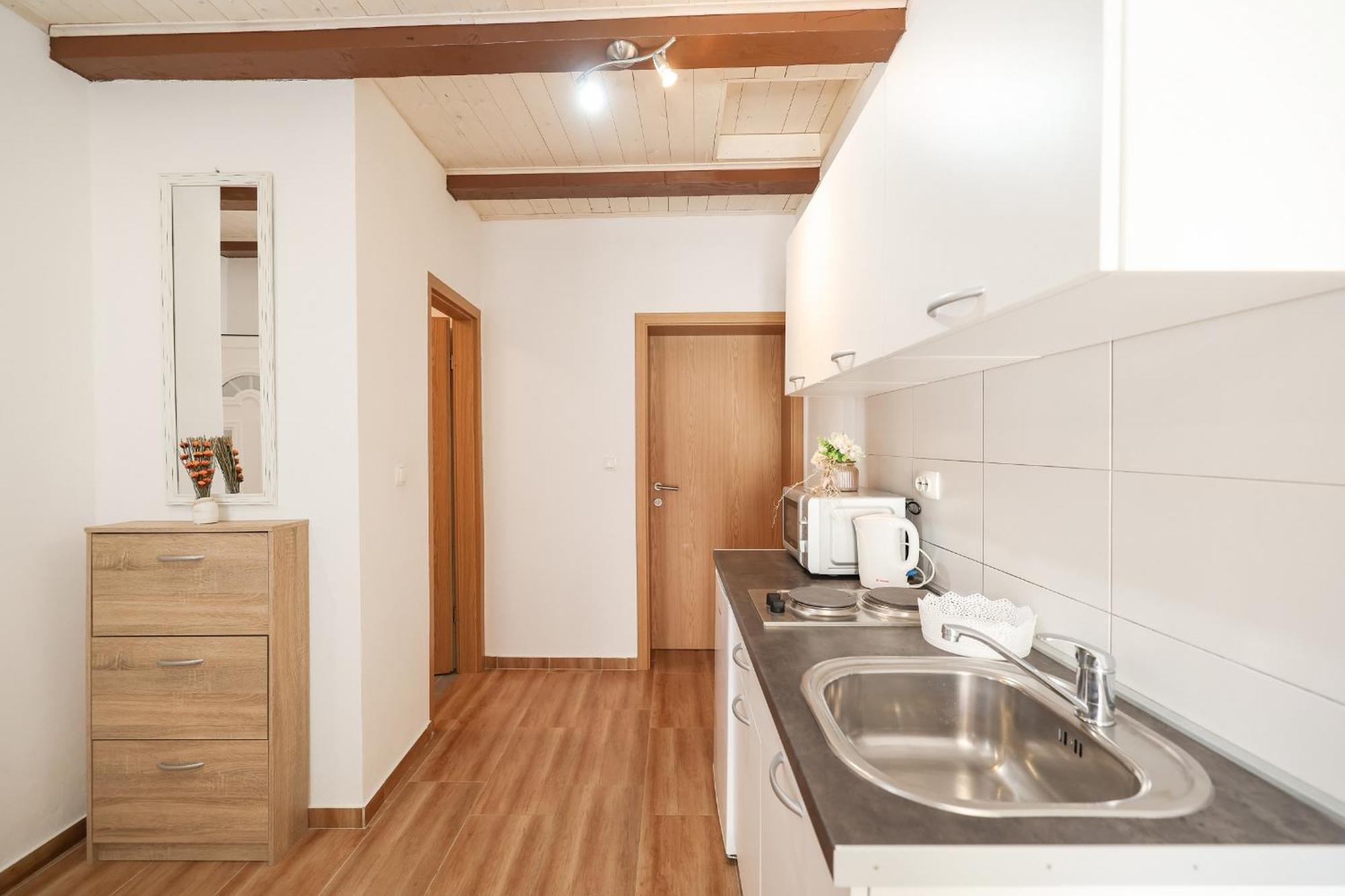 Apartments Feliks Ljubac  Bilik gambar