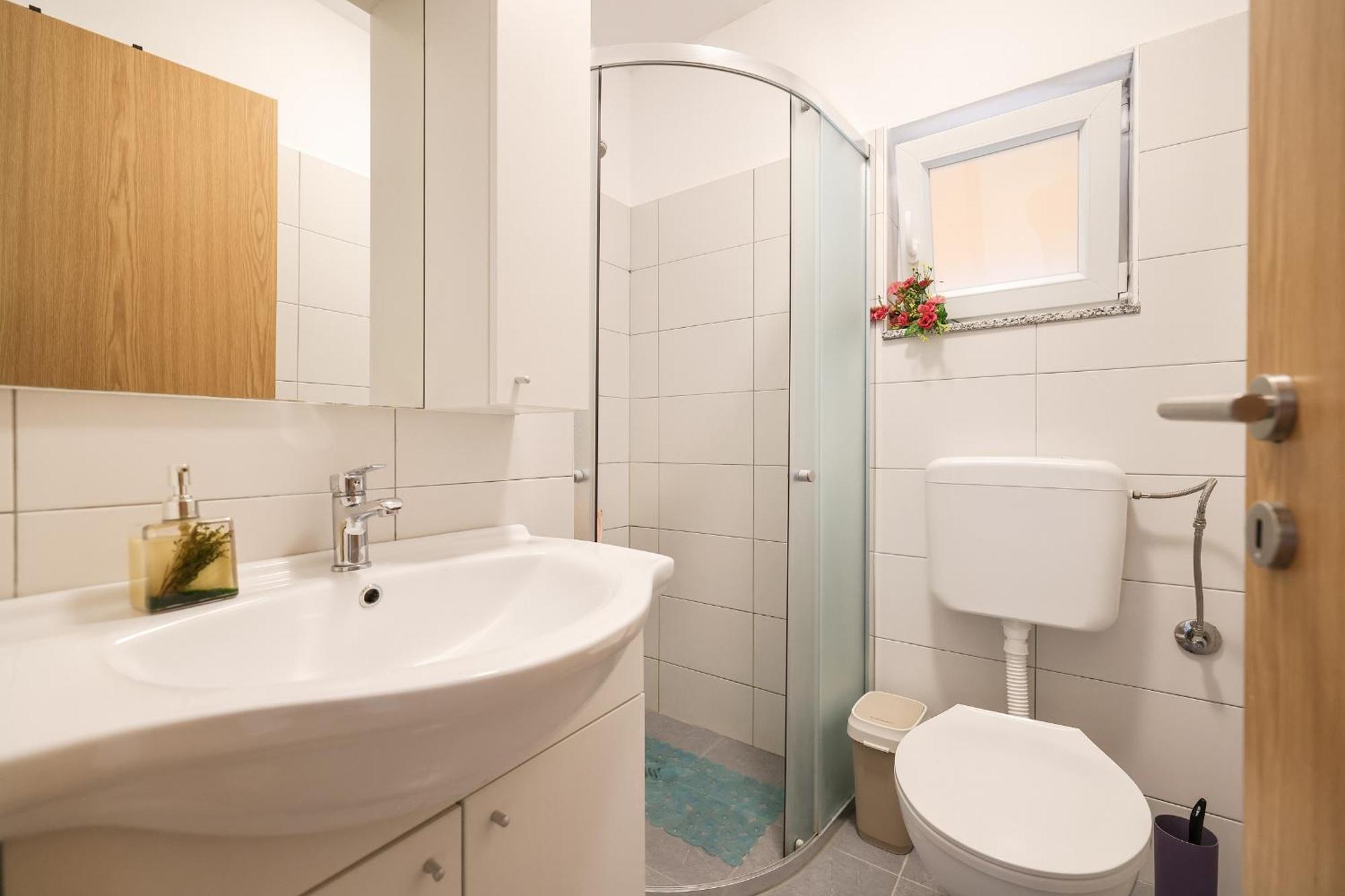 Apartments Feliks Ljubac  Bilik gambar